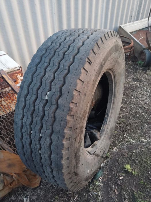 Продам грузовую шины 385/65/22,5