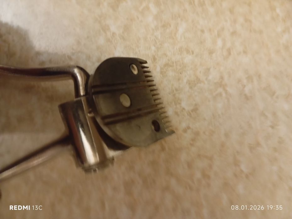 Машинка для стрижки волос