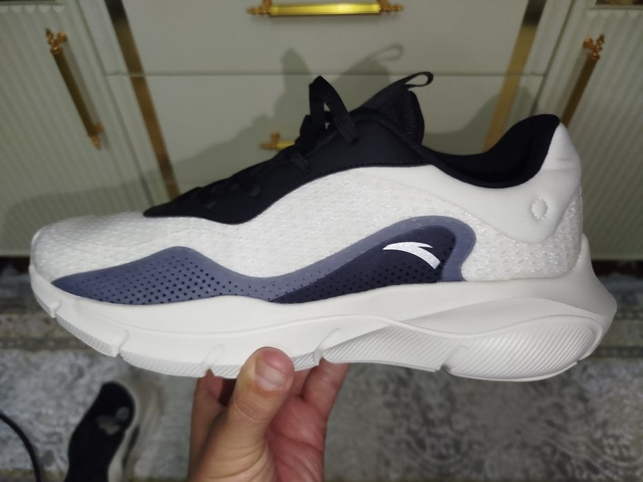 Orginal ANTA Walking 41