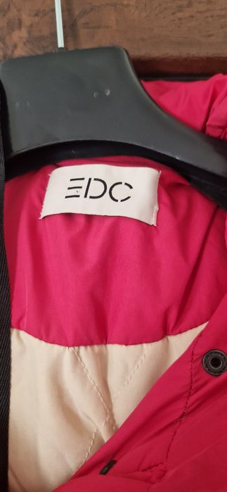 Geacă pufoasă de la Esprite