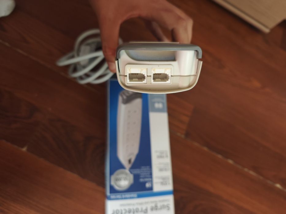 Разклонител със защита(BELKIN)