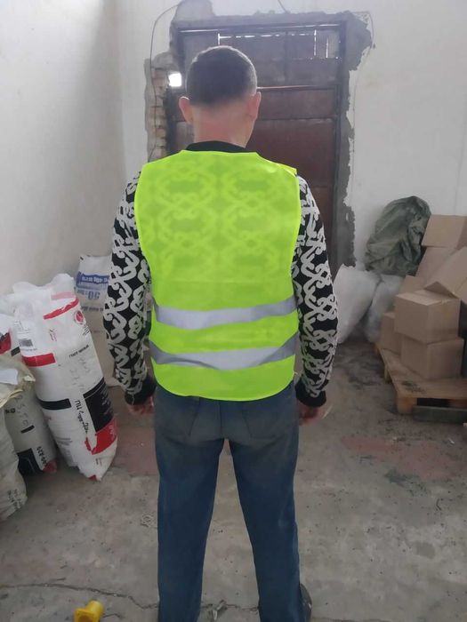 Жилет. Сигнальный жилет. Отражатель жилет. Jilet. Otrajatel jilet