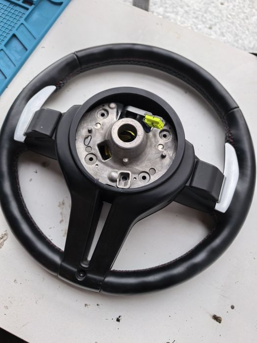 Руль от БМВ     .