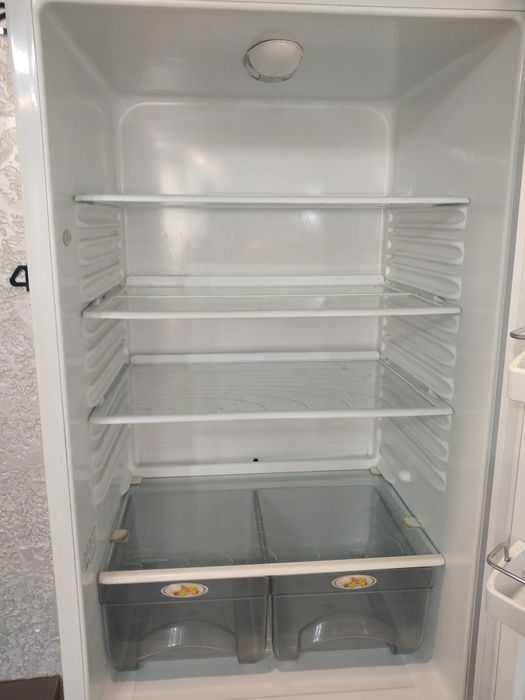 Продам холодильник АТЛАНТ за 50-тыс-тыс