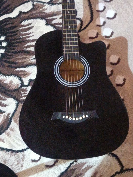 Gitara nomi: FANTE  modeli: FT38
