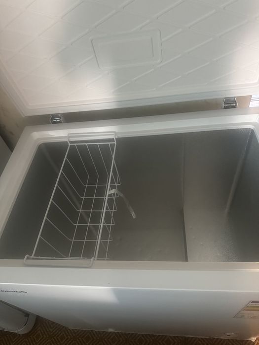 срочно продам морозильник