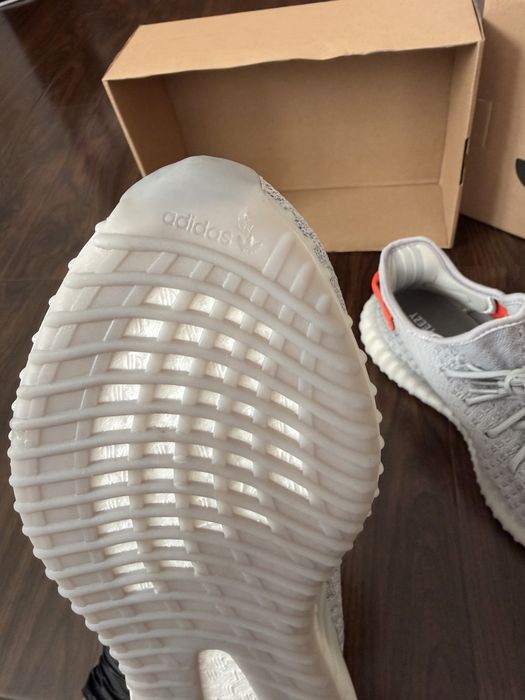 Adidas Yeezy 350 V2