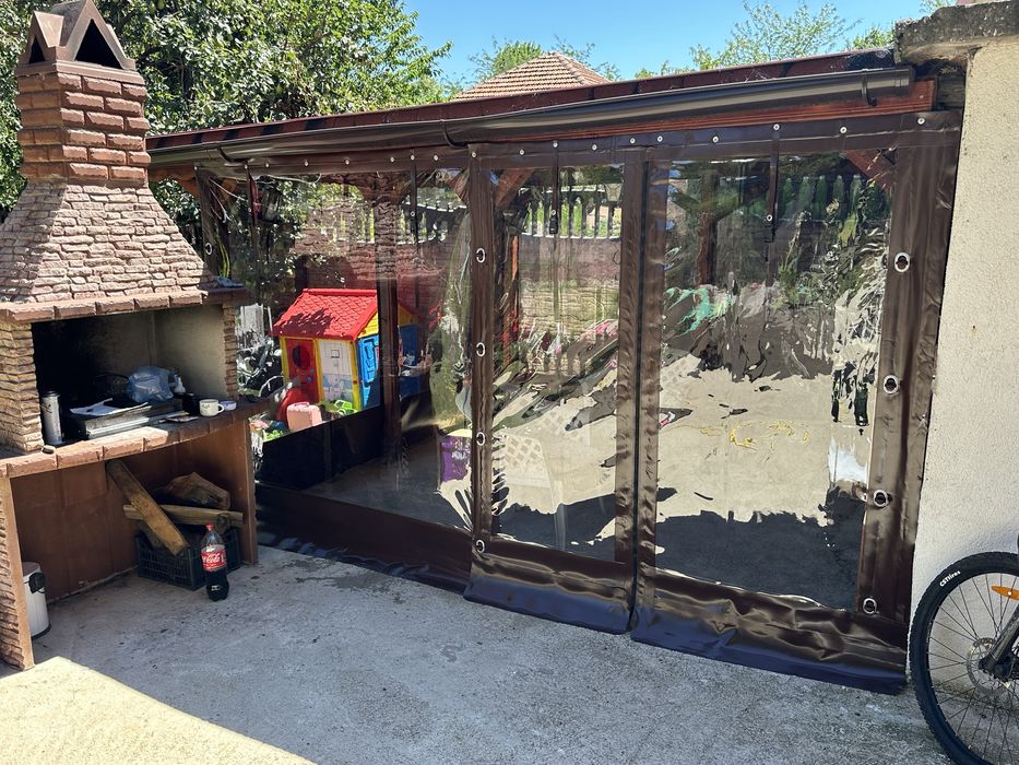 Ветроупорни завеси тенти сенници PVC винил кристал ветробрани шатри