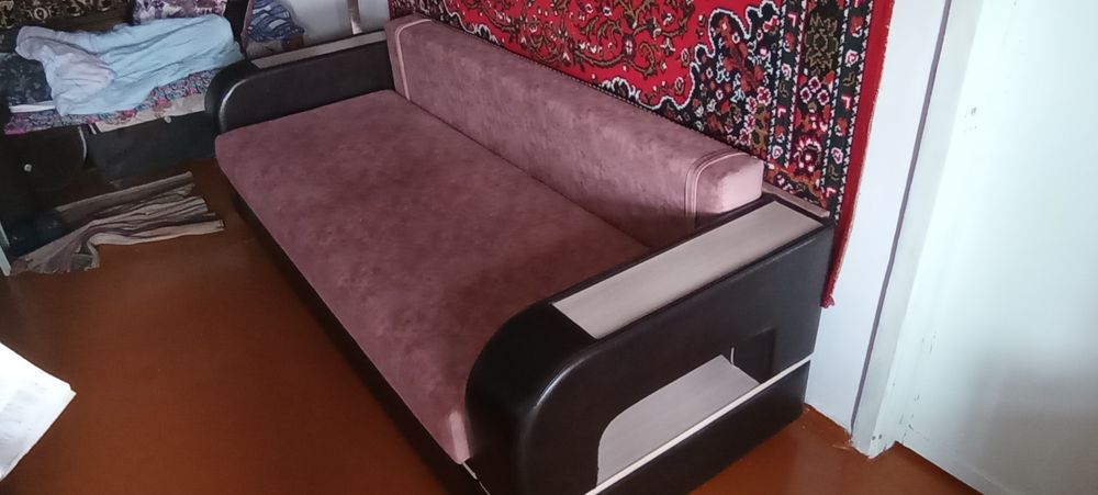 Продам диван новый