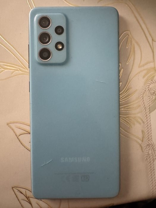 Самсунг а52.