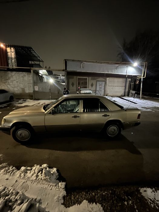 Мерс 124 89 года