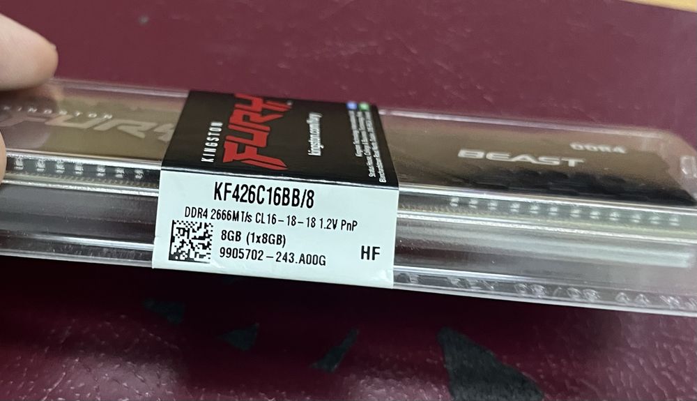 Продам озу DDR4- 8гб