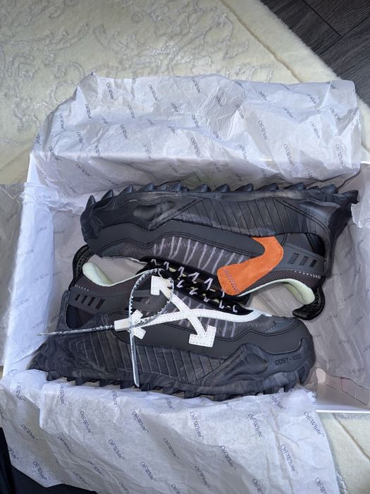 Off White Odsy 100
