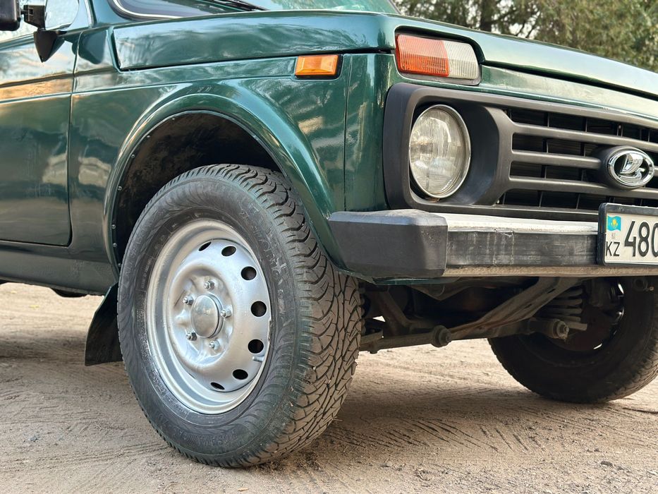 Нива Ваз 2121 Lada
