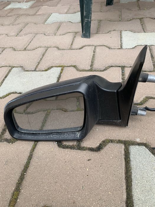 Огледало ляво опел зафира б opel zafira b