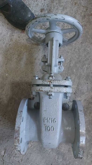 Продам задвижки чугун и сталь от д50-д250 в ассортименте