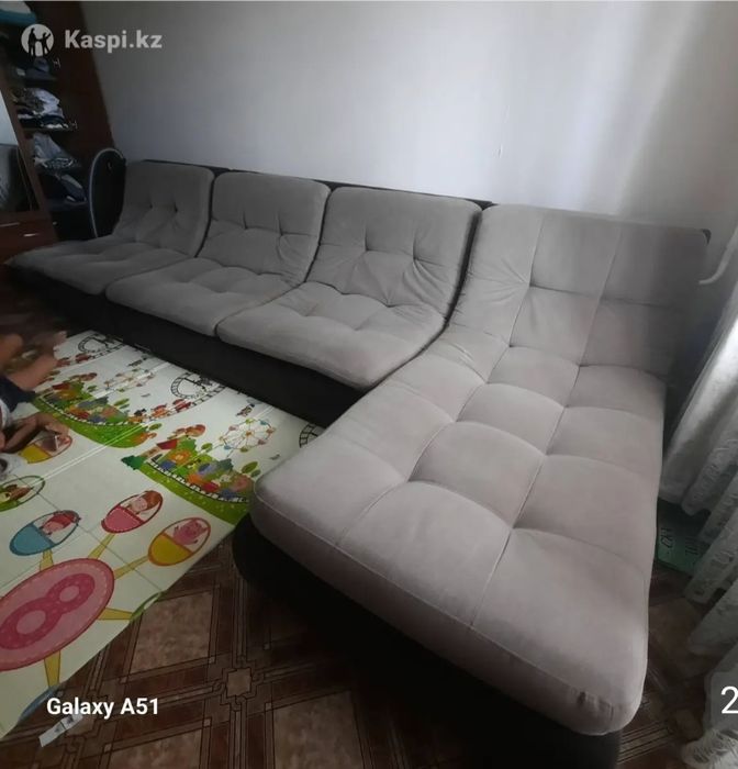 Продается диван.