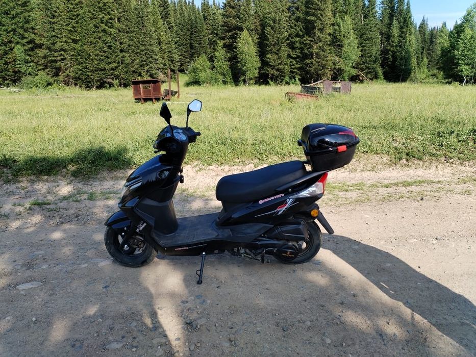 Продам скутер nomad m12