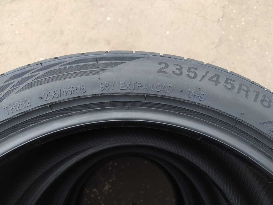 Шины в Алматы 235/45/18 Triangle TH202 (98Y)