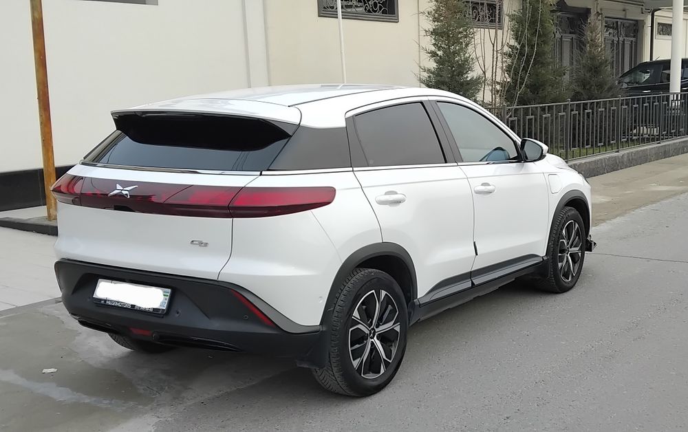 Электромобиль Xpeng G3 460i