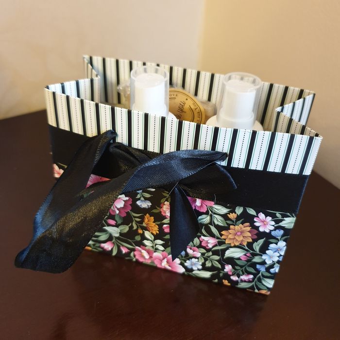 Apa florala lavanda(superconcentrata),ulei de lavanda si sapun natural