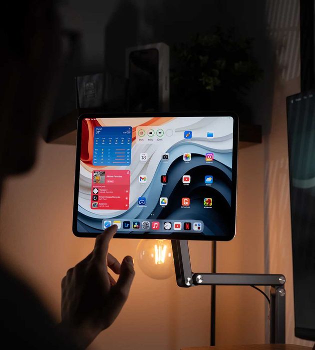 iPad 12.9" uchun simsiz quvvatlovchi podstavka - KUXIU X36 Pro MAX