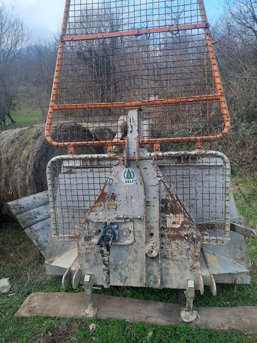 Troliu forestier 8 tone pentru tractor