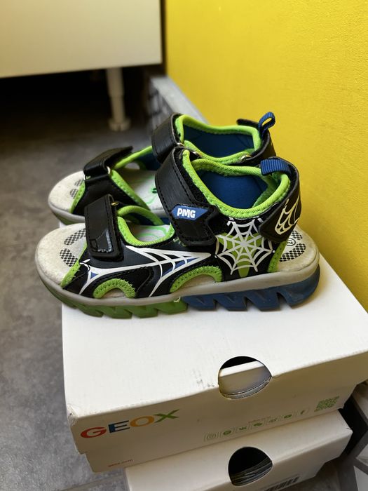 Детски сандали Primigi