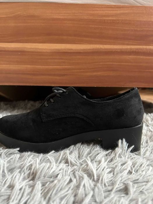 Pantofi femei marimea 37