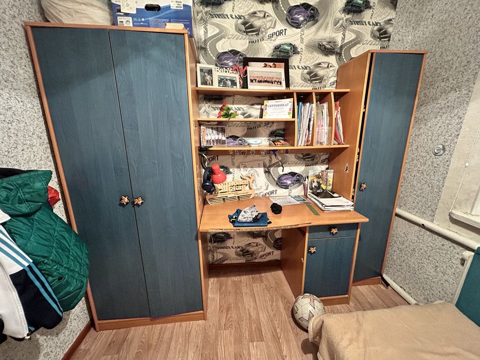 Продам детский шкаф в отличном состояний