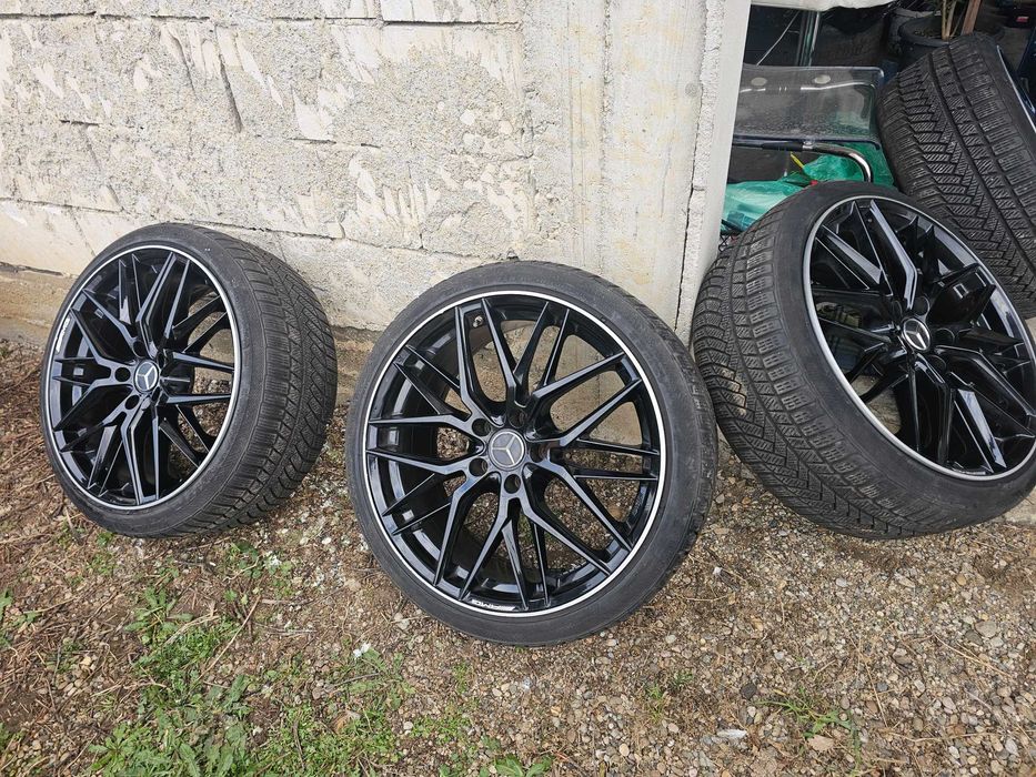 Jante cu cauciucuri 235 35 19