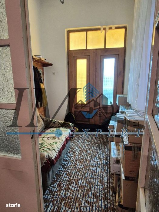 Casa ,curte și gradina.Teren cu 2700 mp.