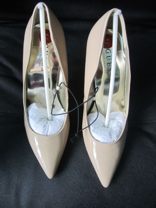 Дамски обувки Guess