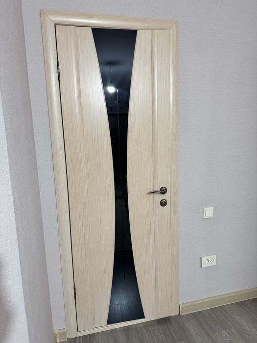 Продам межкомнотные двери