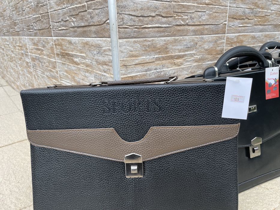 разпродажба за бизнес чанти