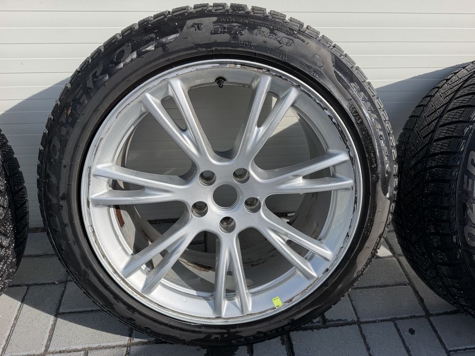 Roti complete Iarna Tesla model Y