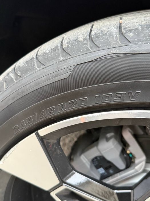 Balon 245/45R20 103V
