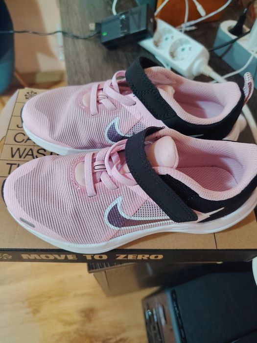 Adidași fete Nike Downshifter 12 NN PSV marimea 29.5