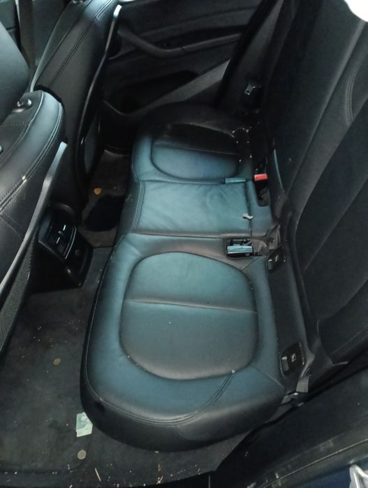 Dezmembrez Piese BMW x1 2018 2.0 4×4 150 cai