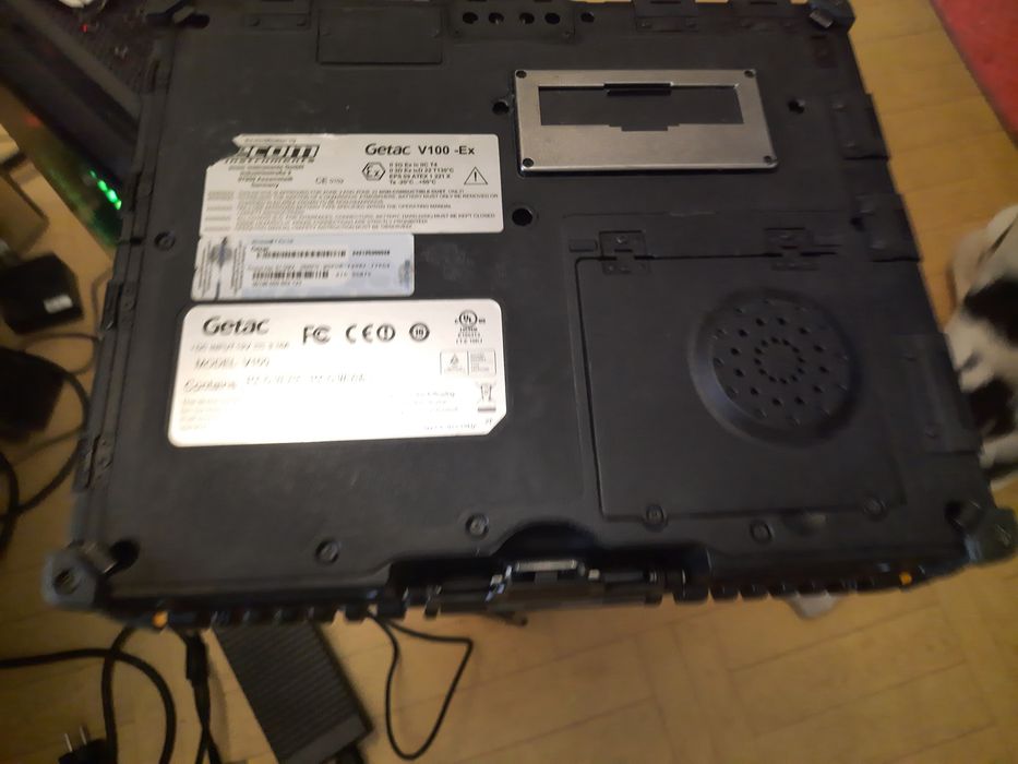 Брониран лаптоп Getac V100