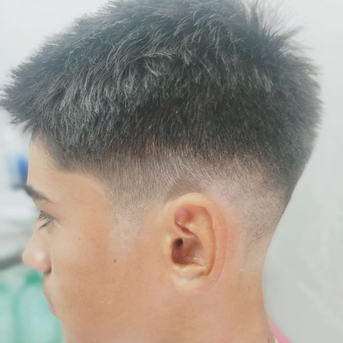 Выездная услуга стрижки .Junior Барбер с 3-летним опытом работы Сартар