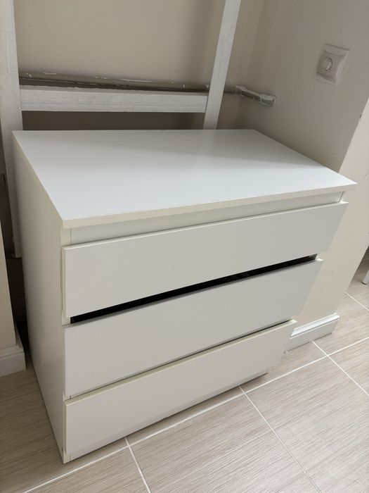 К а м о д   о т  и к е а  з а п я т ь н а д ц а т ь