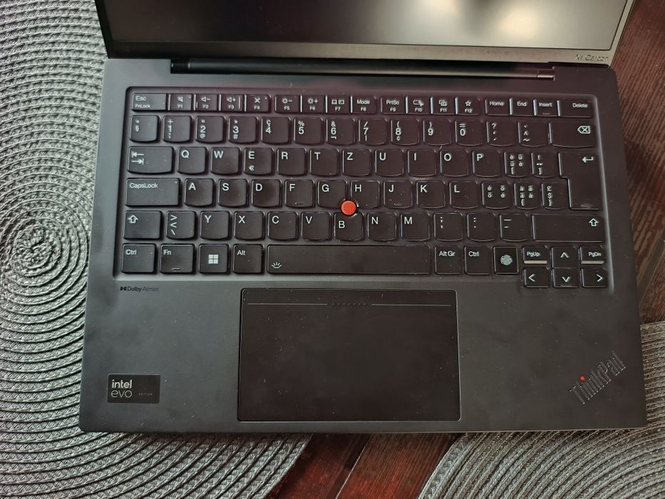 Vand laptop Lenovo X1 Carbon Gen 12 Intel Ultra 7