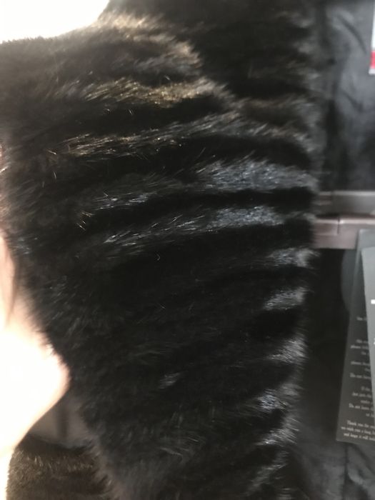 Продаётся дубленка с норковым воротником