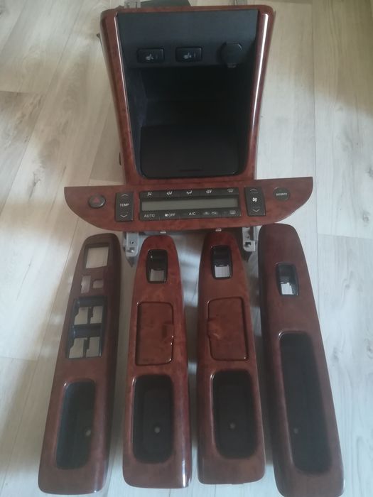 Консоль на камри 30 35