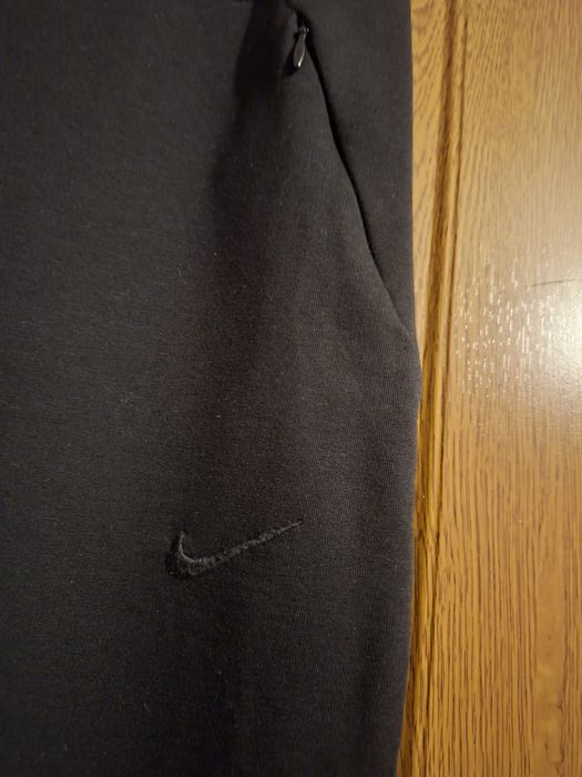 Vând Pantaloni de Trening Damă Nike Originali Italia Mărimea L