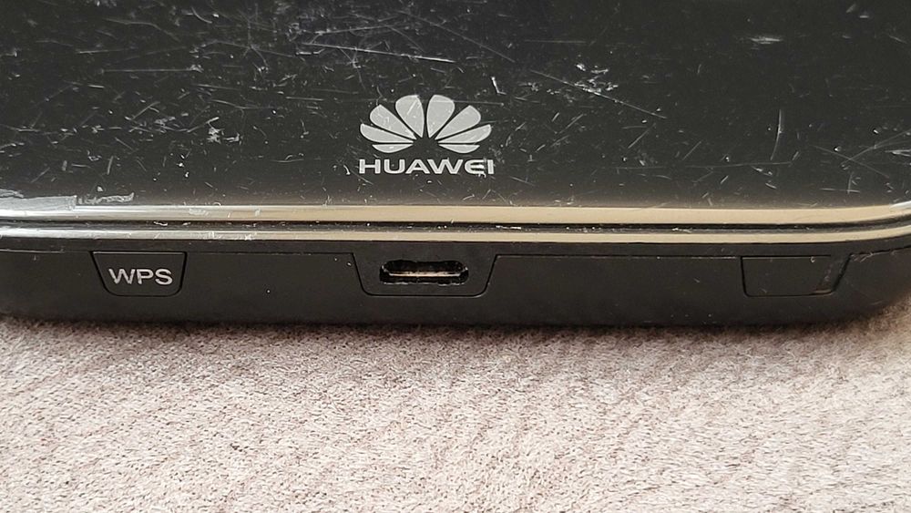 Router Huawei Wifi 4G LTE  E5776 baterie mare 3000 mAh