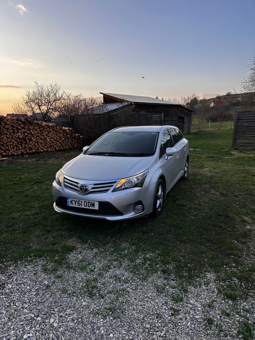 Toyota Avensis T27