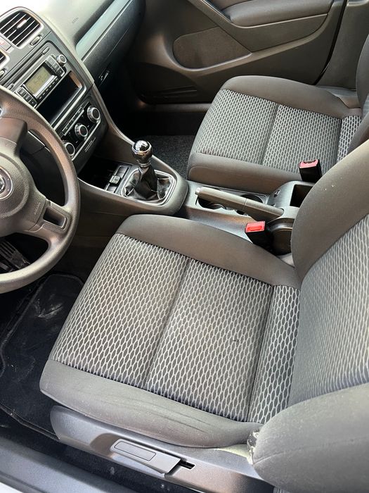 Автомобил голф 6