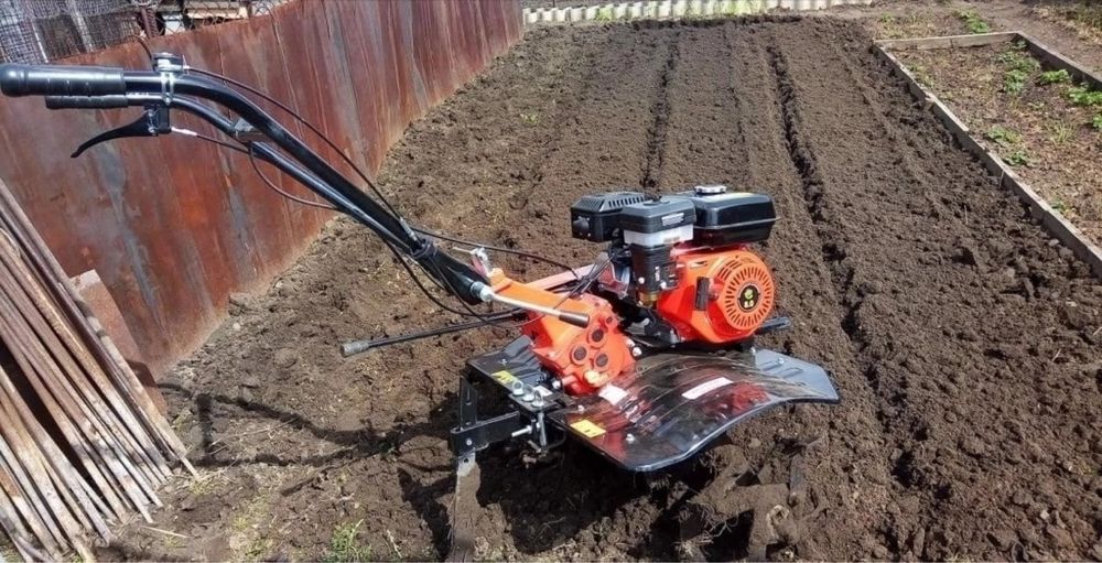 Вспашка огорода !